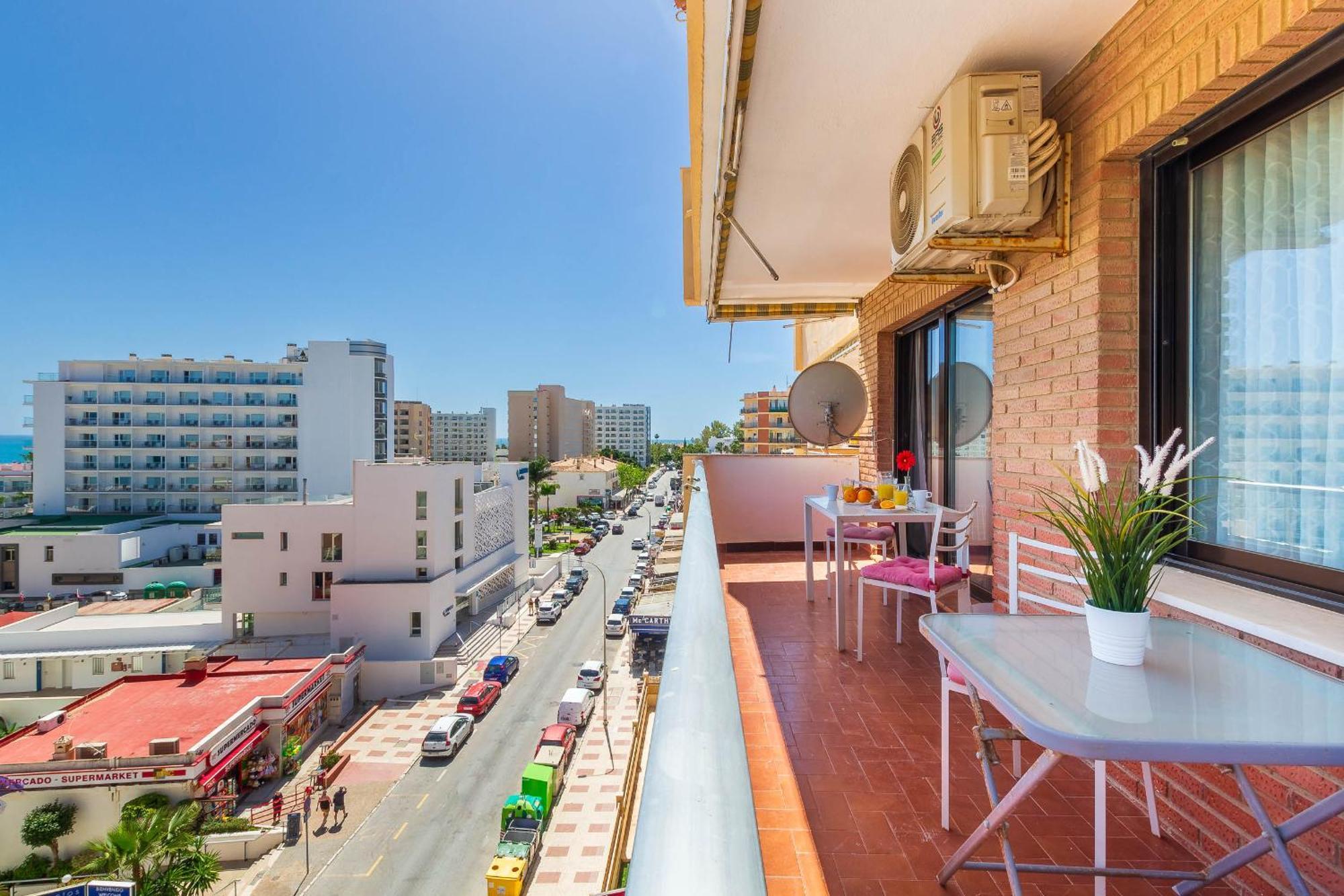 Fontana 5D By Ivi Real Estate Apartment ตอร์เรโมลิโนส ภายนอก รูปภาพ